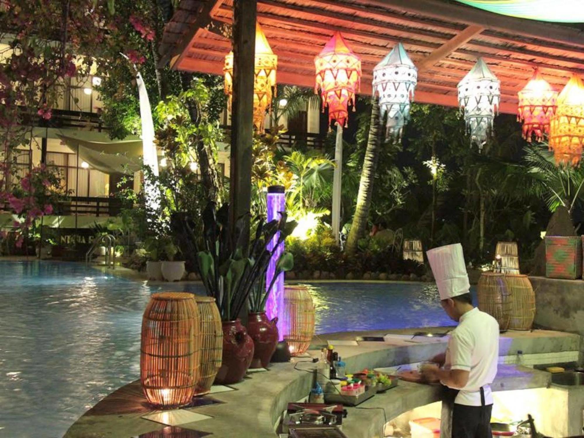 Mesra Business & Resort Hotel Samarinda Exterior photo